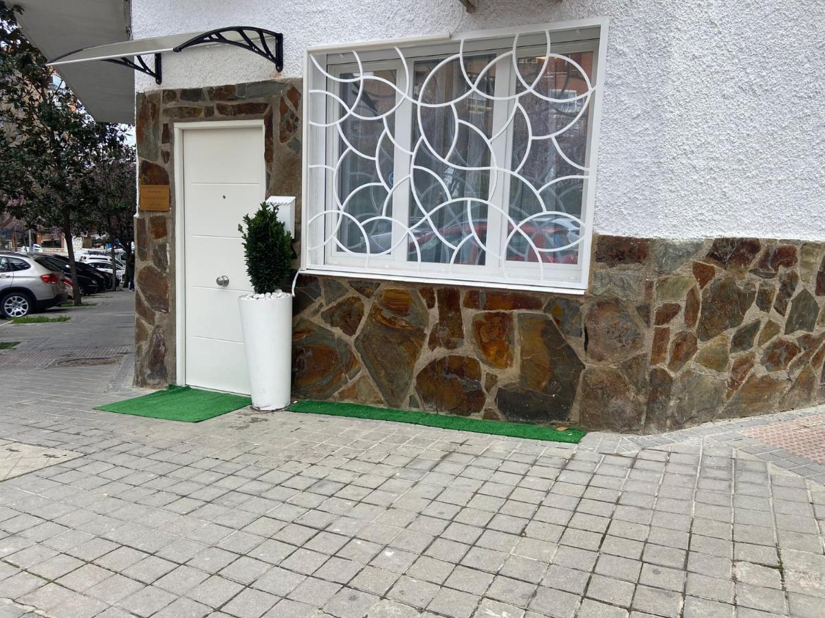 Alojamiento Turistico Las Vistillas Madrid Rio Esterno foto